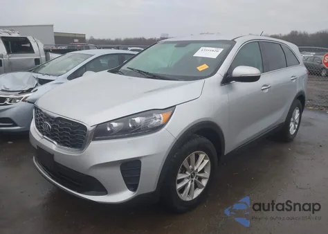 2019 Kia Sorento 2.4L L из США, поврежденный, VIN 5XYPG4A35KG591983